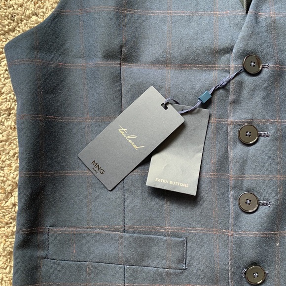 Mng Man Slim Fit Tailored Suit Vest - Picture 3 of 12